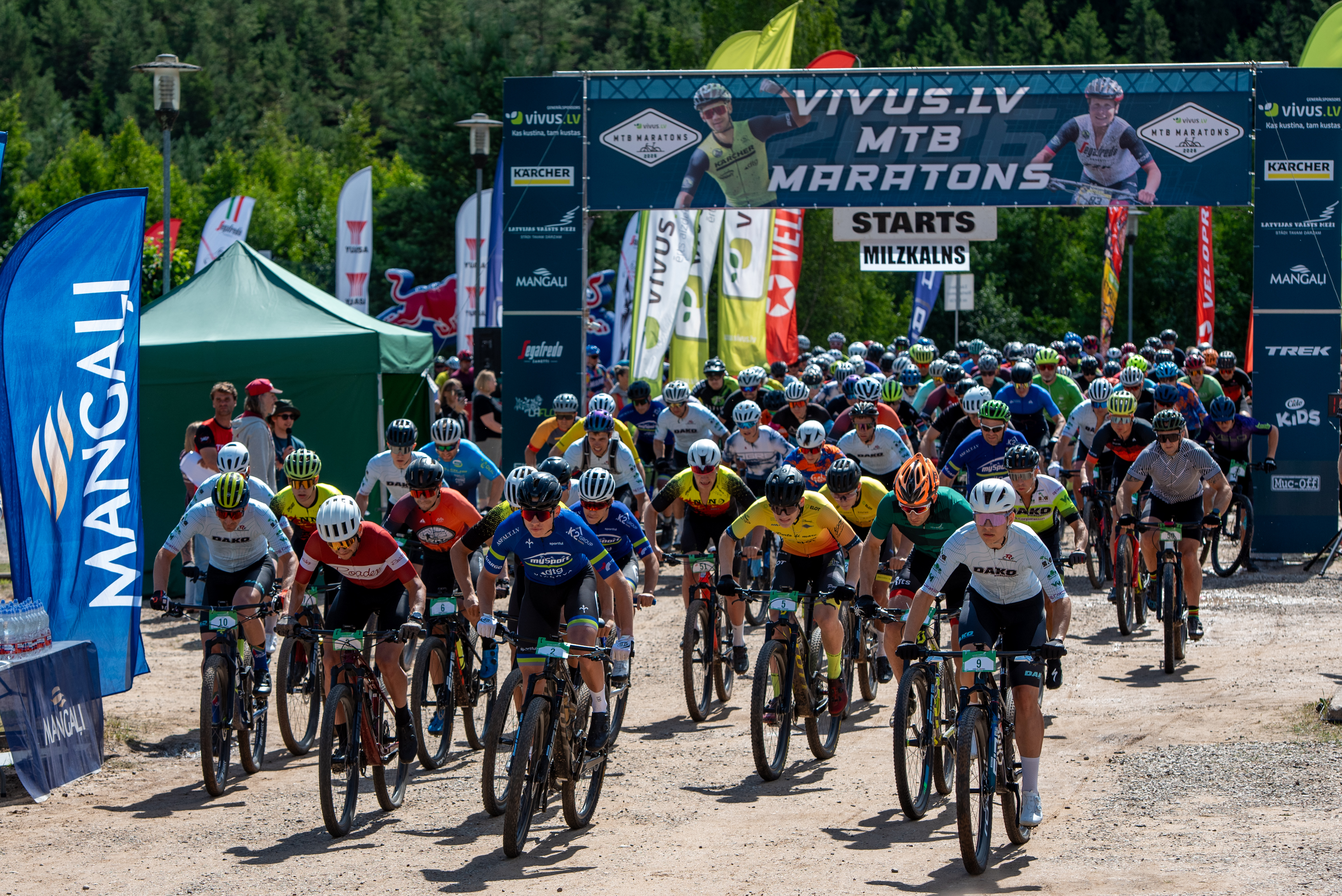 Vivus.lv MTB maratonā pirms LČ uzvar Muižnieks un Ermane-Marčenko