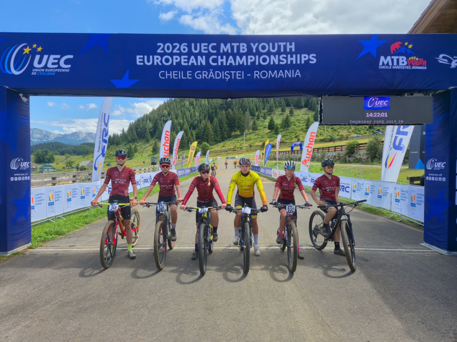 Latvijas komandas aizvadījušas EČ MTB jaunatnes čempionāta stafeti