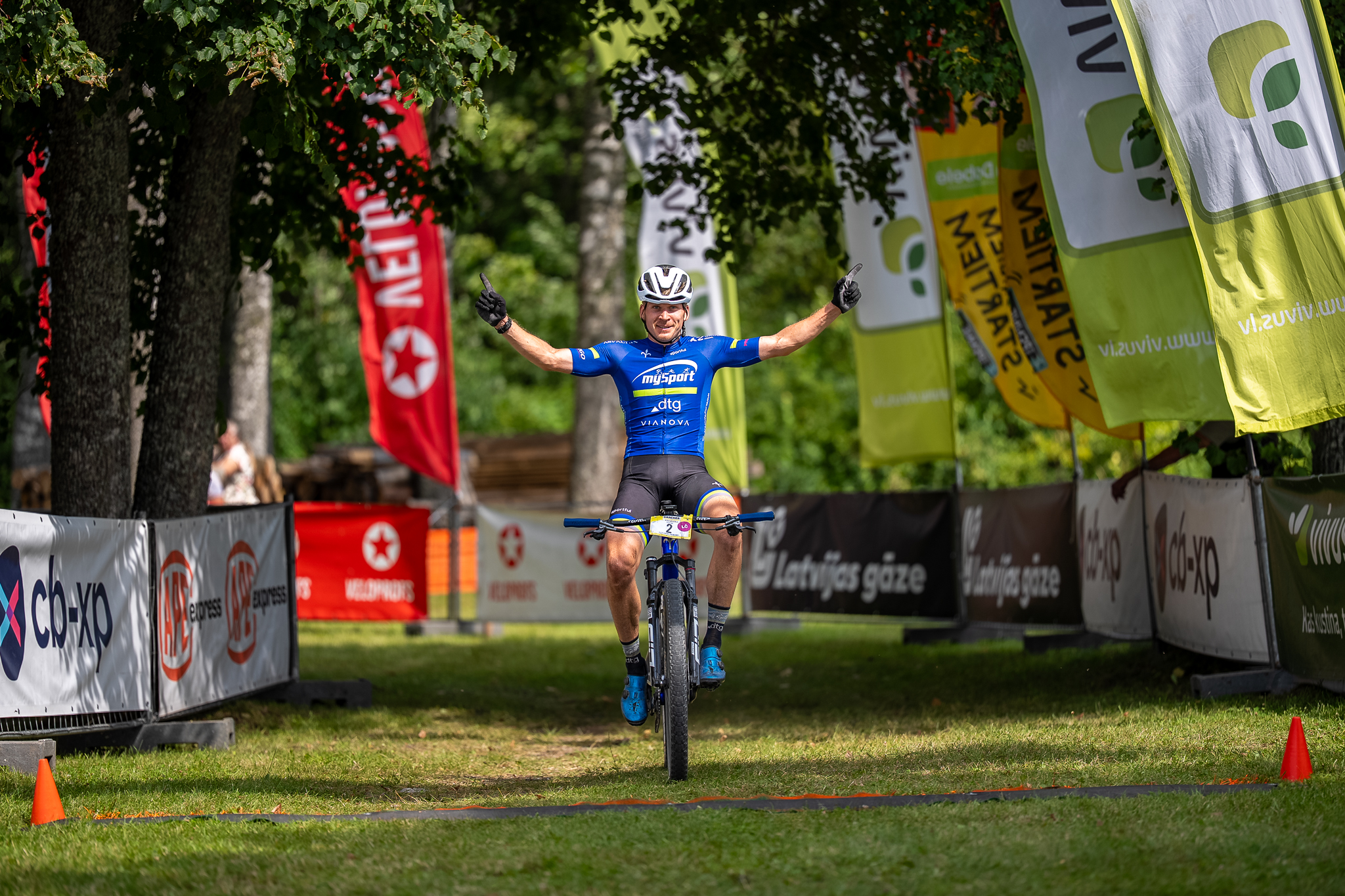 Latvijas čempionāta MTB maratonā rezultāti un foto galerijas ievads