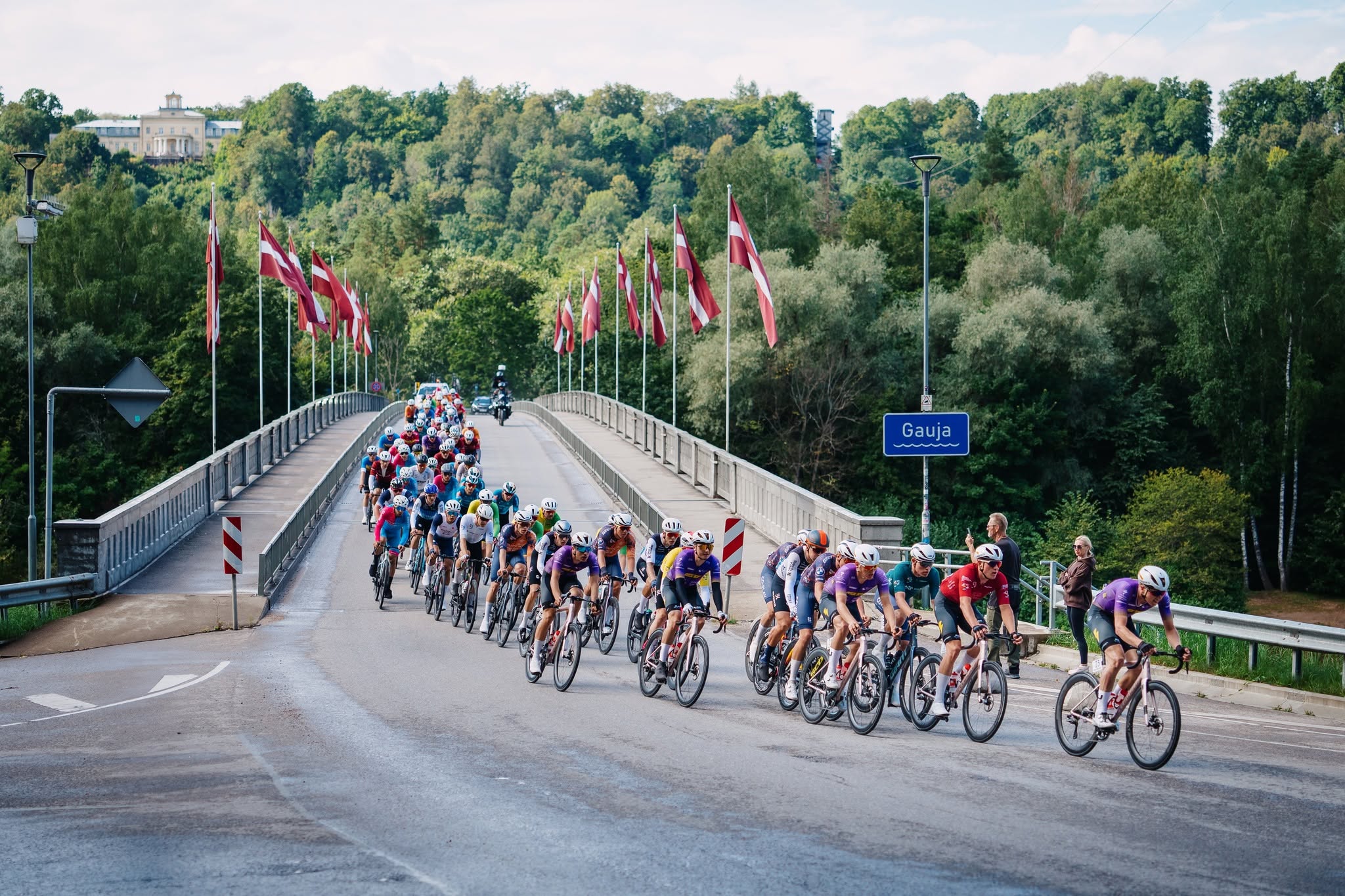 21. augustā Rīga un Vidzeme uzņems “Baltijas ceļa” daudzdienu velobraucienu