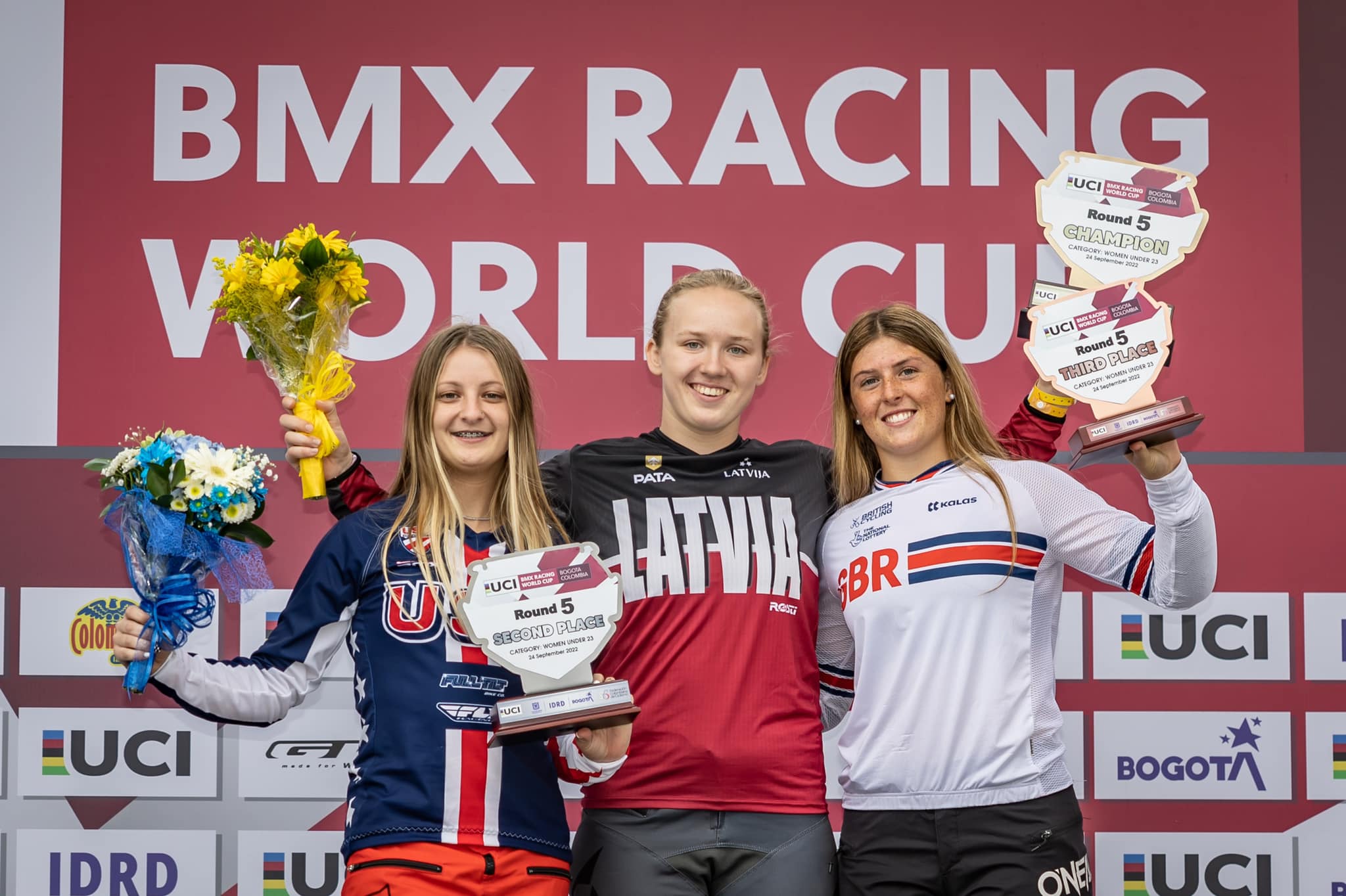 Strūriška pārliecinoši triumfē Pasaules kausa 5. posmā BMX superkrosā