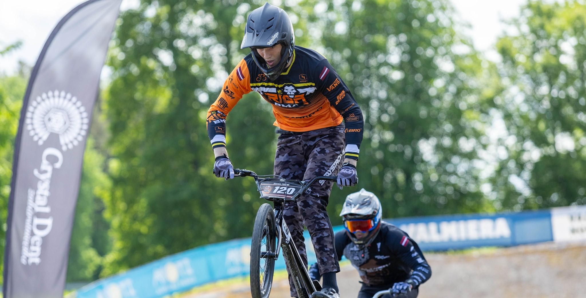 BMX sezona Latvijā ar “Crystal Dent” LK 4. posmu turpināsies Saldū