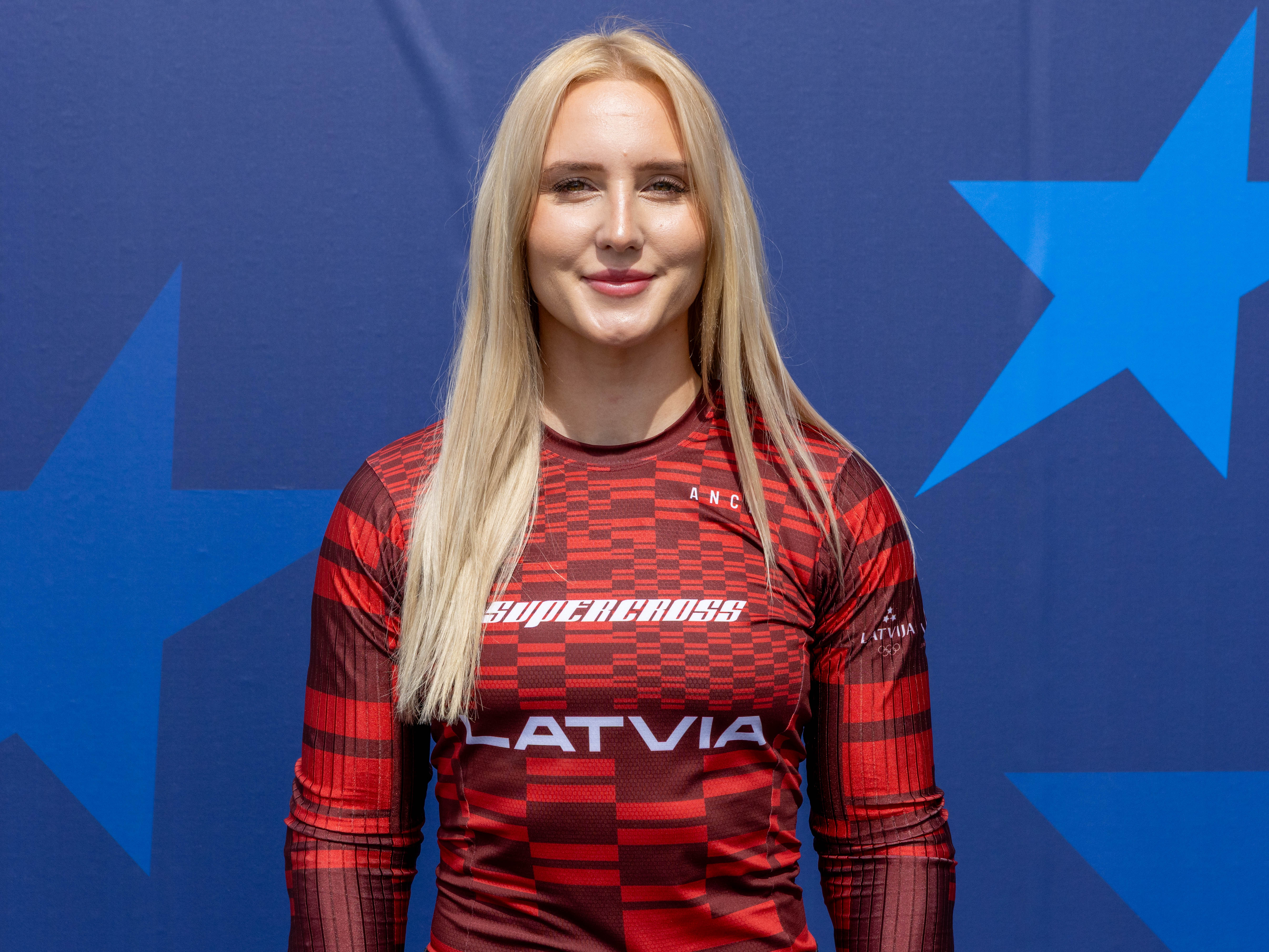 Vineta Pētersone