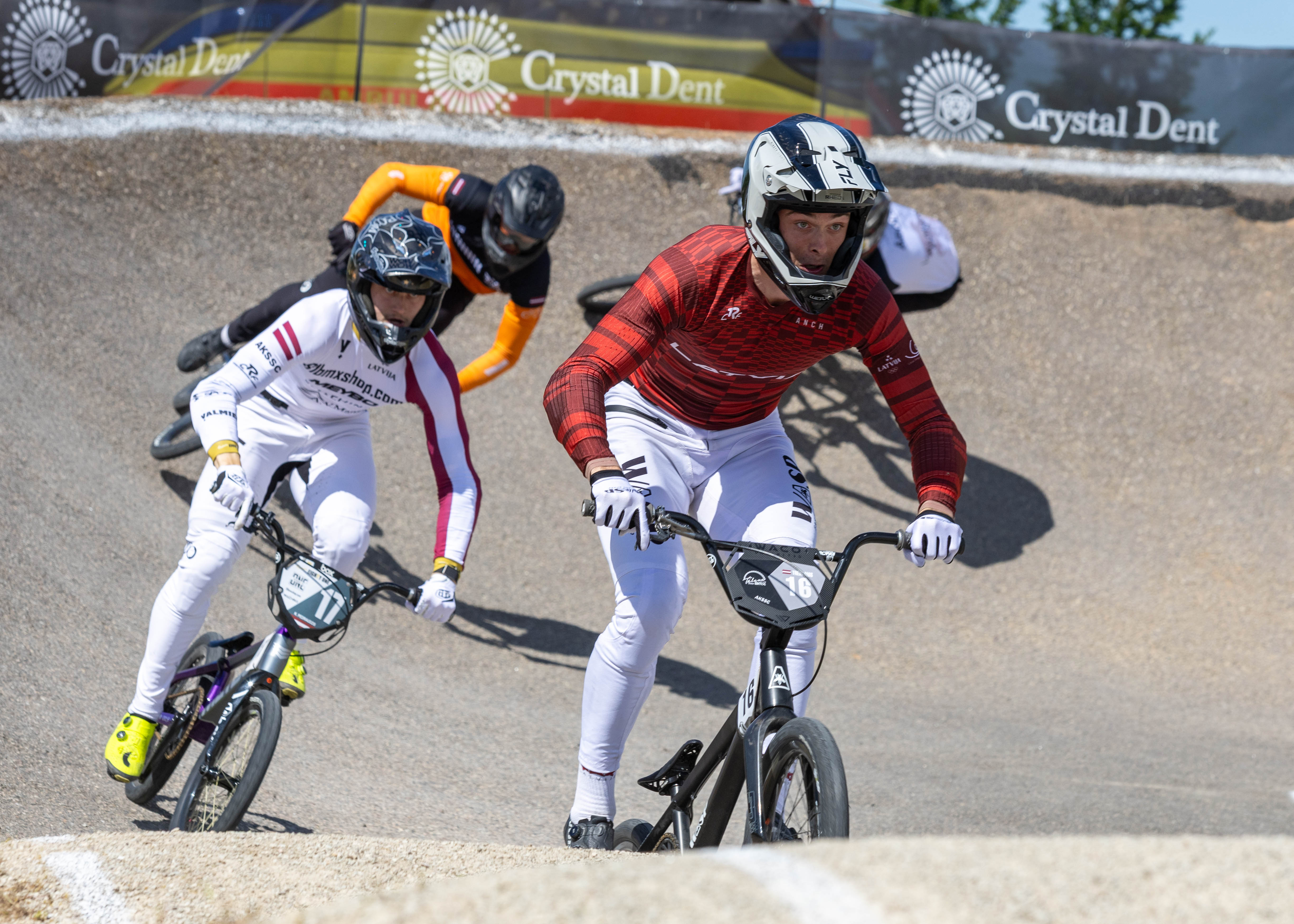 Treimanis triumfē “Crystal Dent” BMX Latvijas kausa posmā Avotos