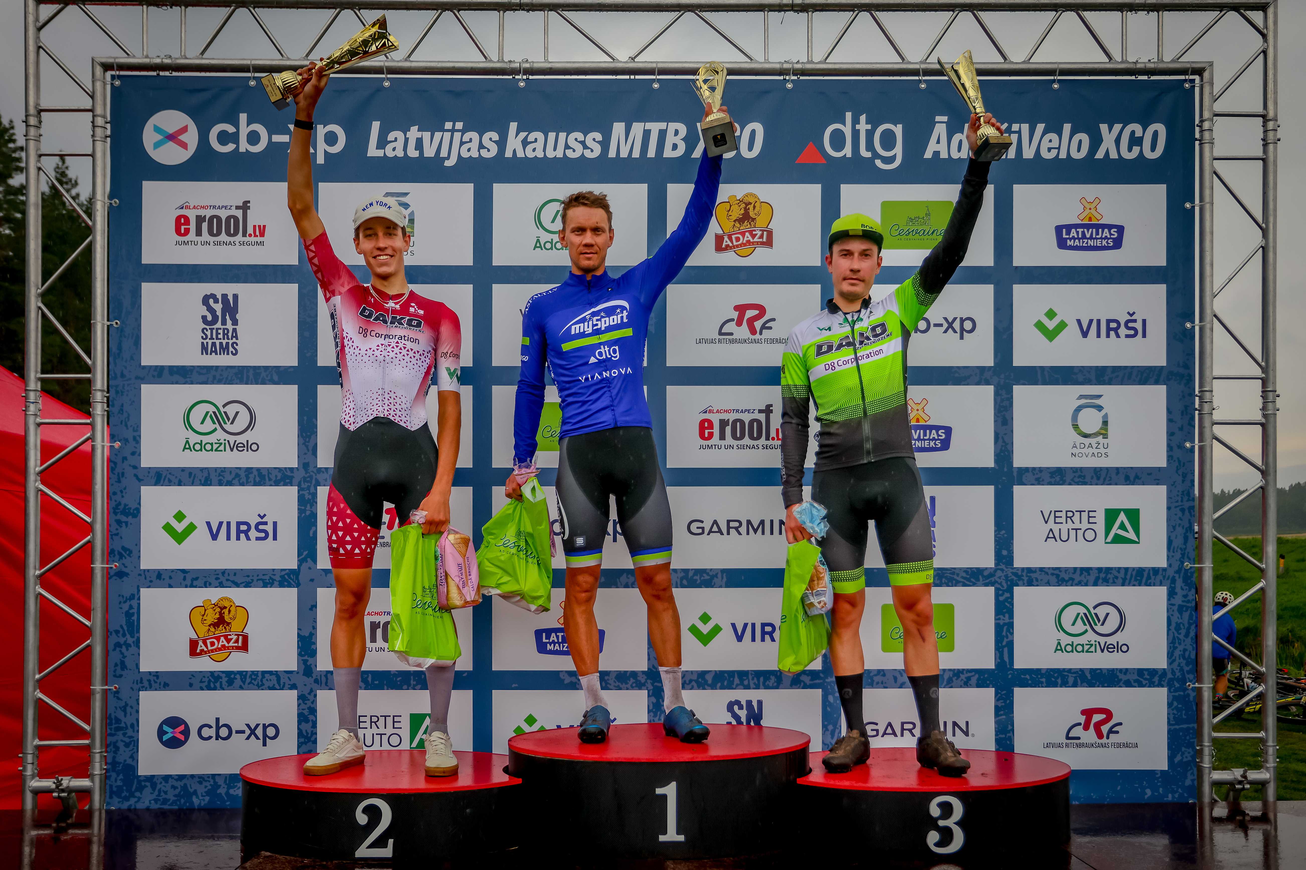 Ar jaudīgu finālposmu Carnikavā noslēdzas “cb – xp” LK sezona MTB XCO krosā + FOTO galerija