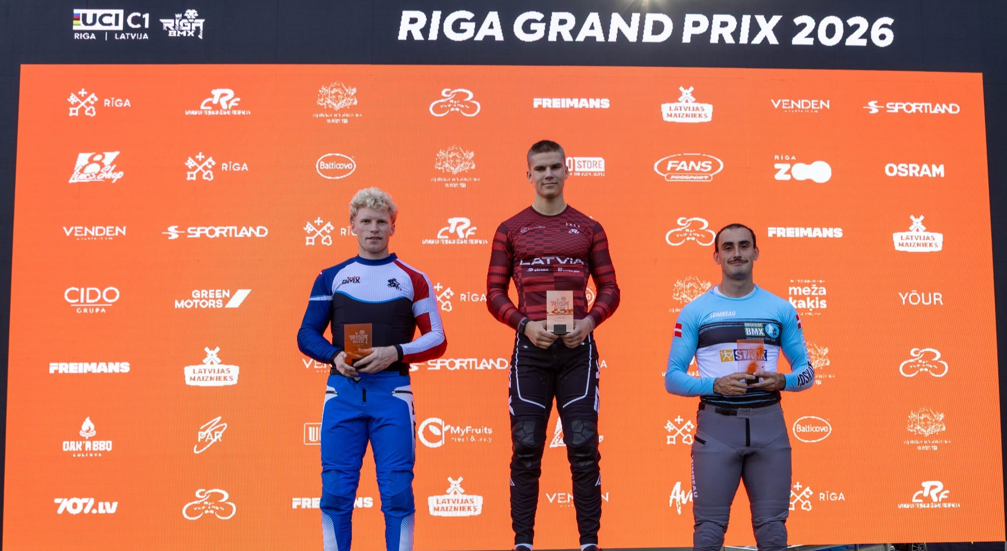 “Riga Grand Prix” Apels pārspēj PČ finālistu; uzvar arī Pētersone un Laake