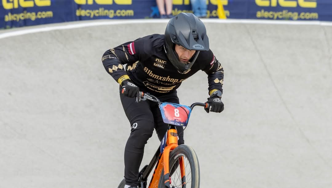 Jonkus un vēl 29 Latvijas krūzeru klases braucēji ievada vērienīgo BMX Eiropas čempionātu
