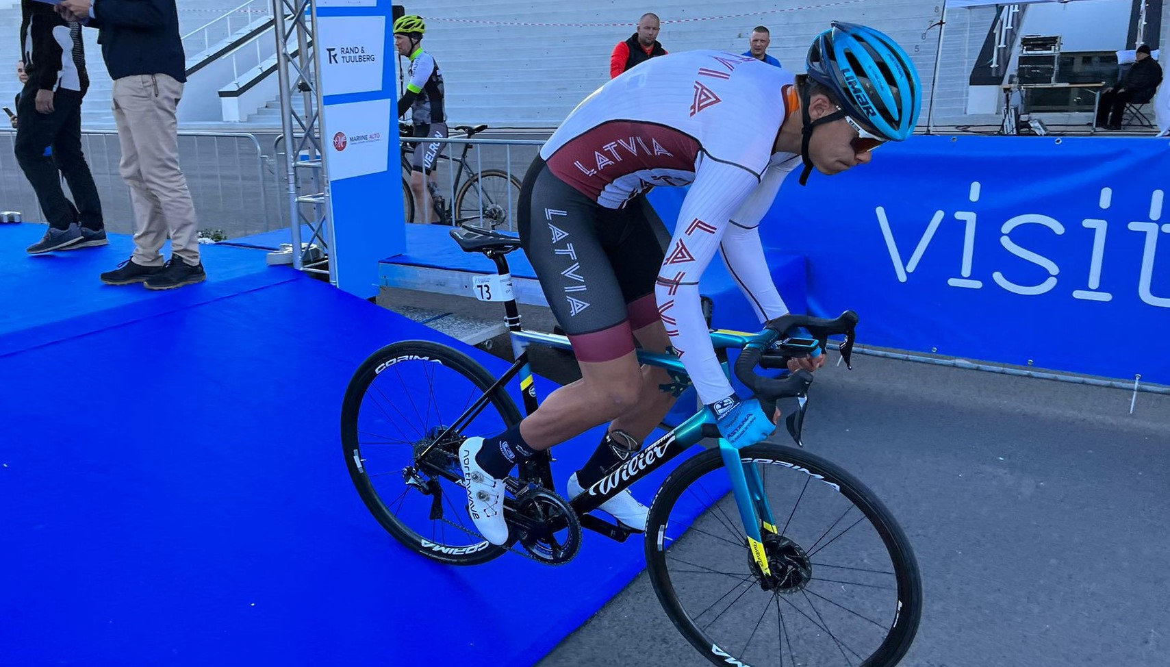 “Astana” šogad debitējušais Kaļveršs izcīna 8. vietu “Tour of Estonia” ievadā