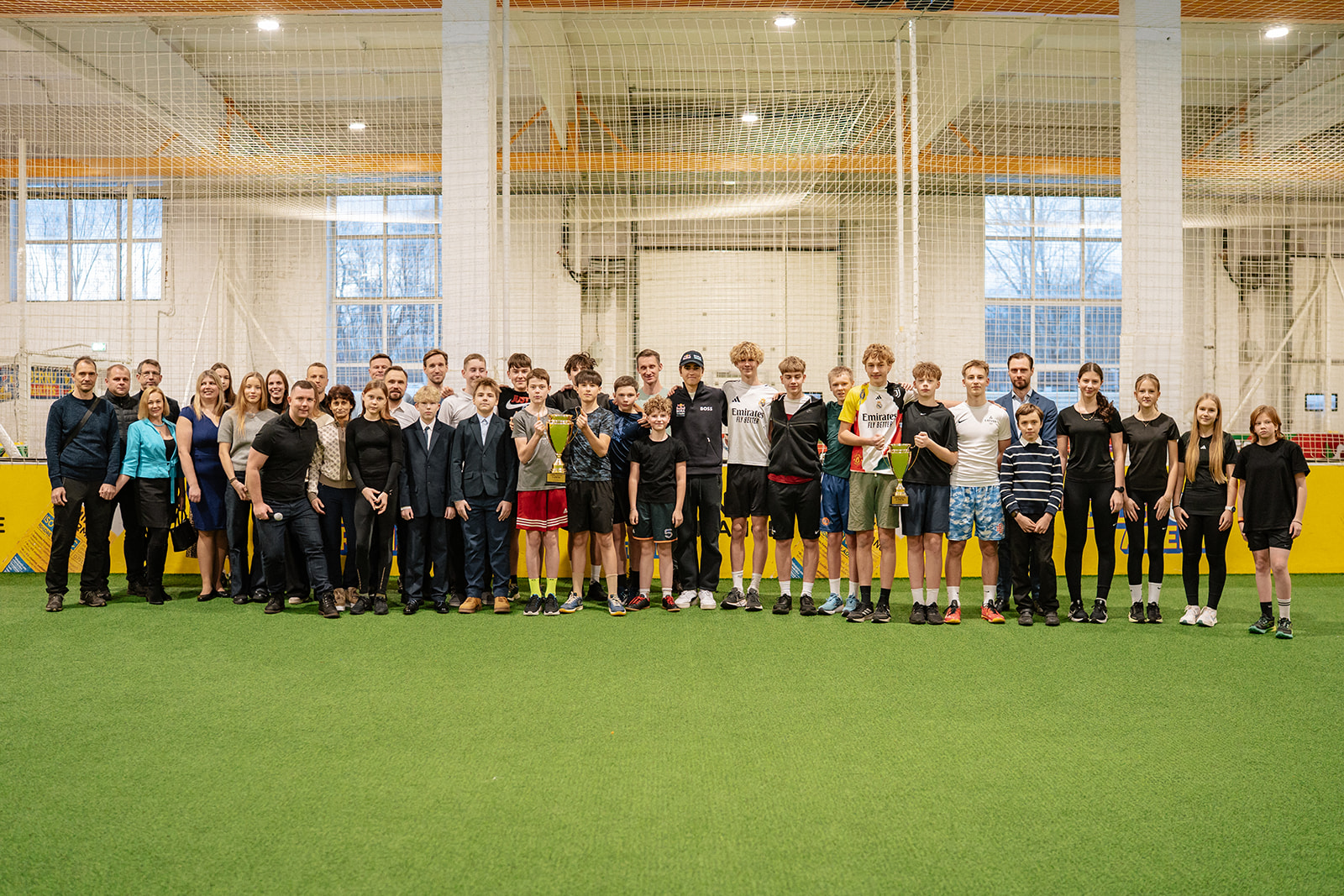 Ar svinīgu apbalvošanu un jautriem futbola mačiem noslēdzas “Cerību kauss” sezona + FOTO galerija