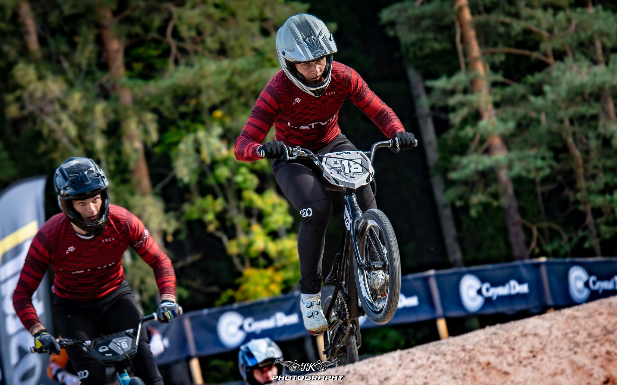 Ar lieliski sarīkotu finālposmu Smiltenē noslēdzas “Crystal Dent” BMX Latvijas kausa sezona