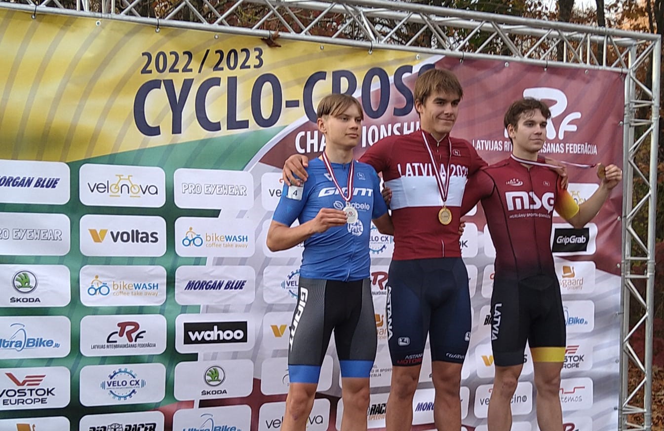 Kaļveršs Viļņā kļūst par Latvijas čempionu velokrosā