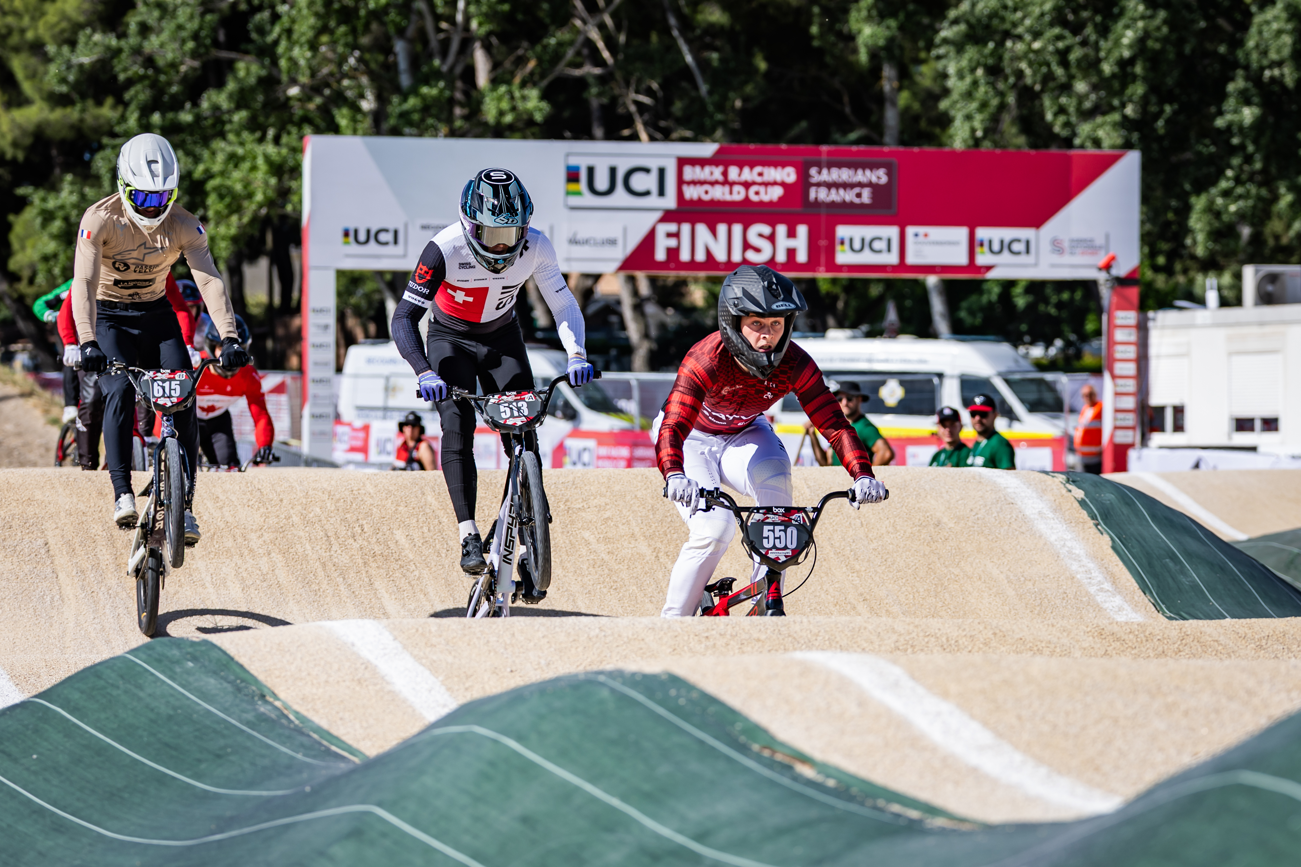 UCI BMX Pasaules kausa otrajā posmā Laake izcīna piekto vietu U23 grupā; Apels pārsteidz ar 13. vietu elitē