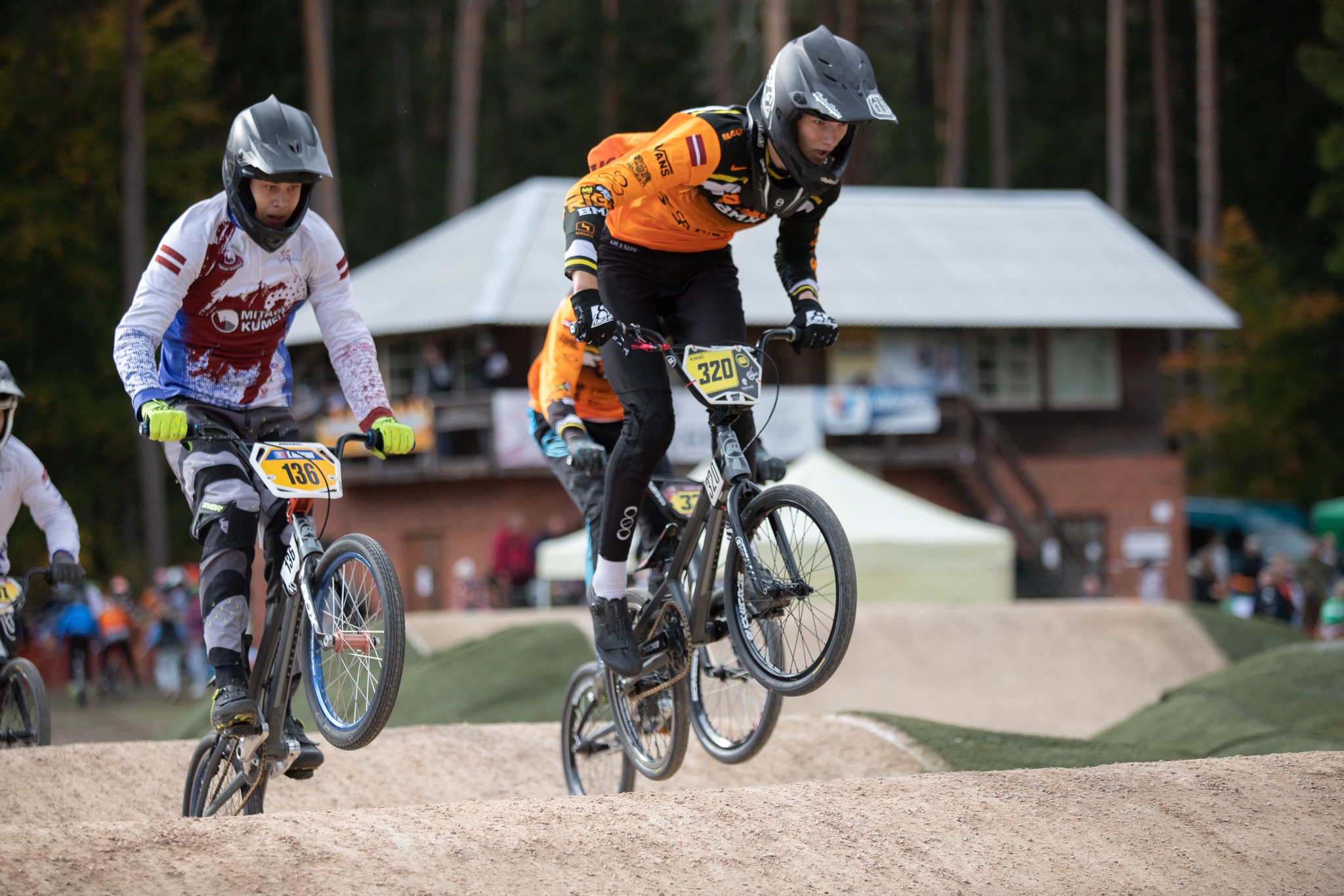 “Crystal Dent” BMX LK sezona noslēgsies ar sacensībām Silvā