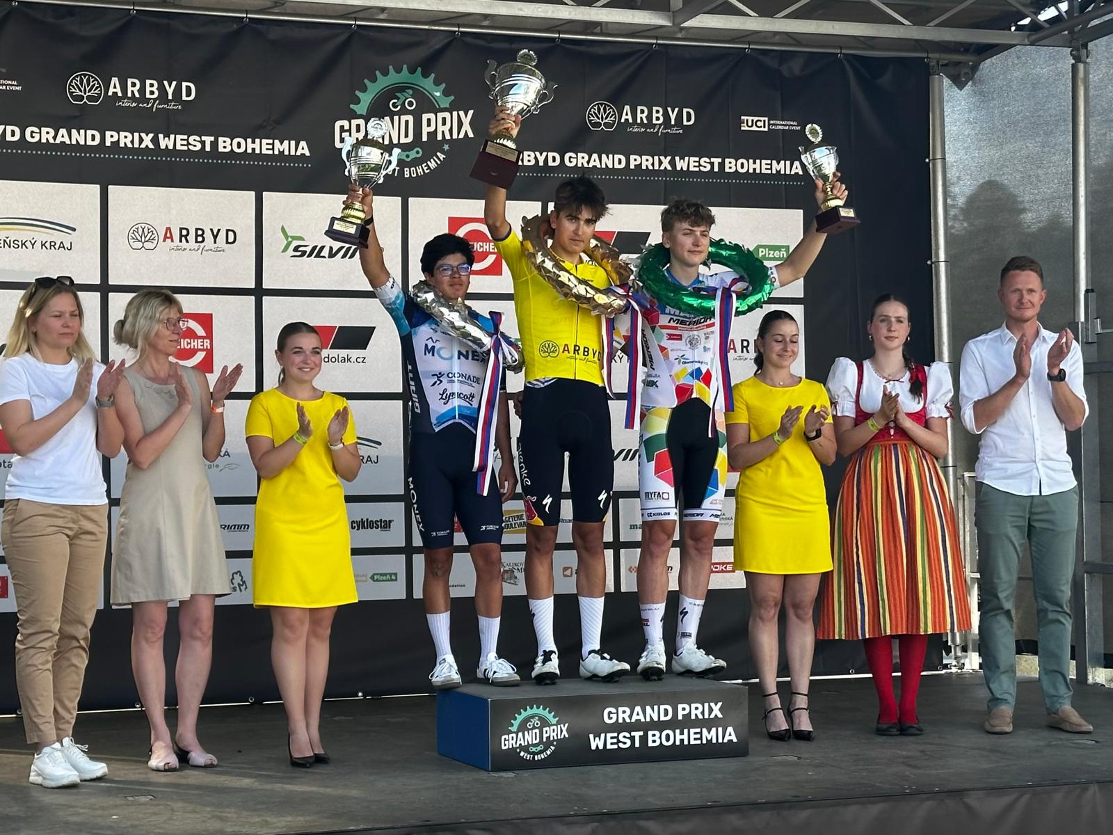 Tjumins Čehijā izcīna karjerā pirmo UCI līmeņa kopvērtējuma uzvaru
