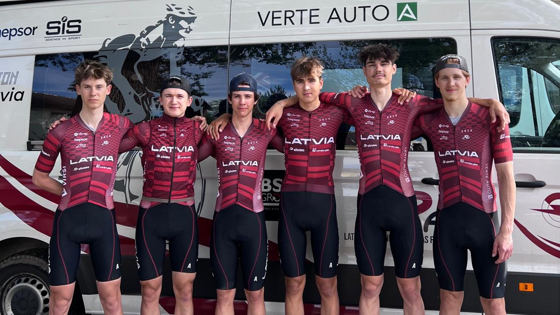 Latvijas junioru izlasei starts prestižajā Miera velobraucienā