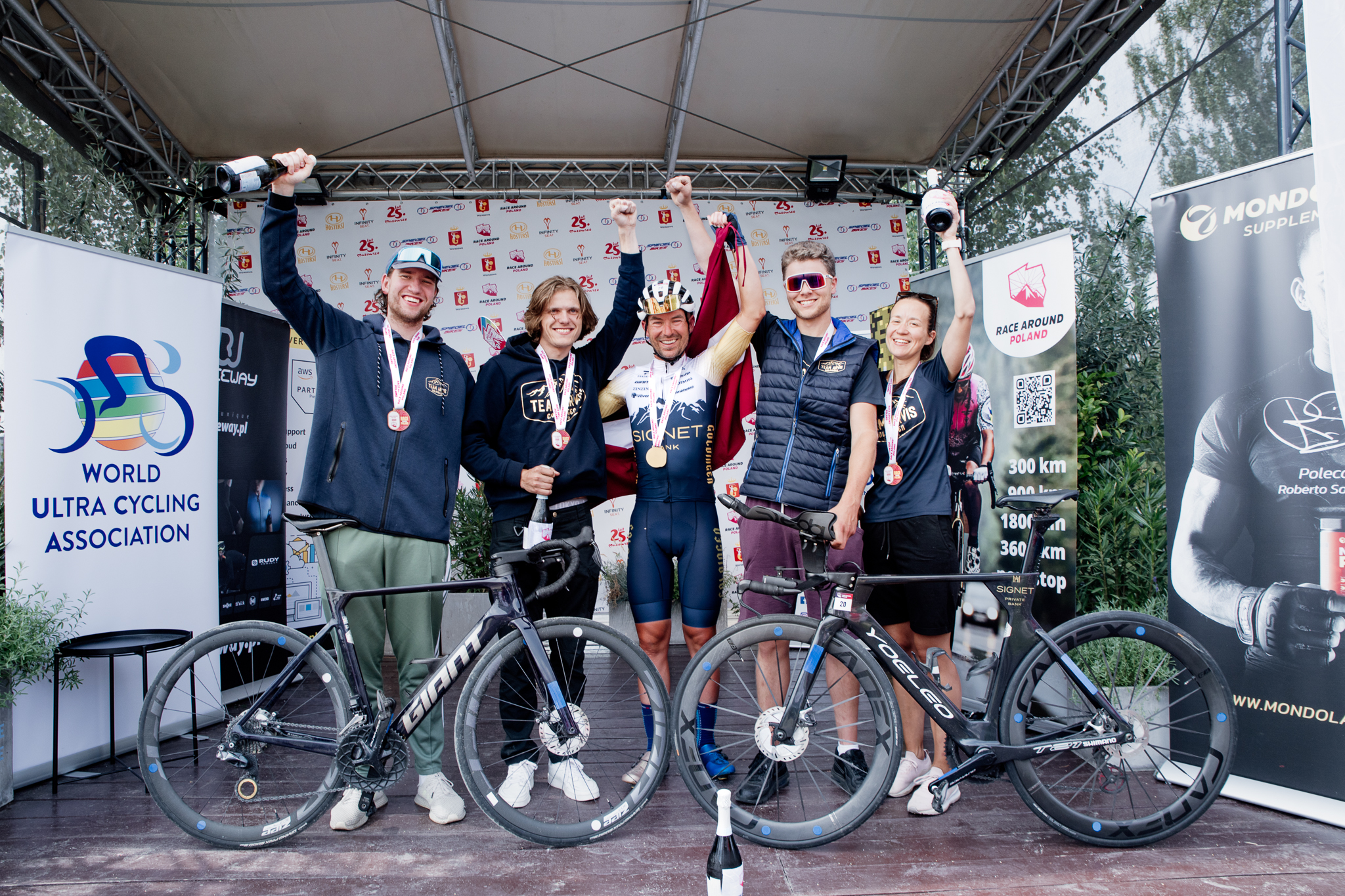 Ultra riteņbraucējs Arvis Sprude izcīna bronzu Pasaules Čempionātā ultra riteņbraukšanā