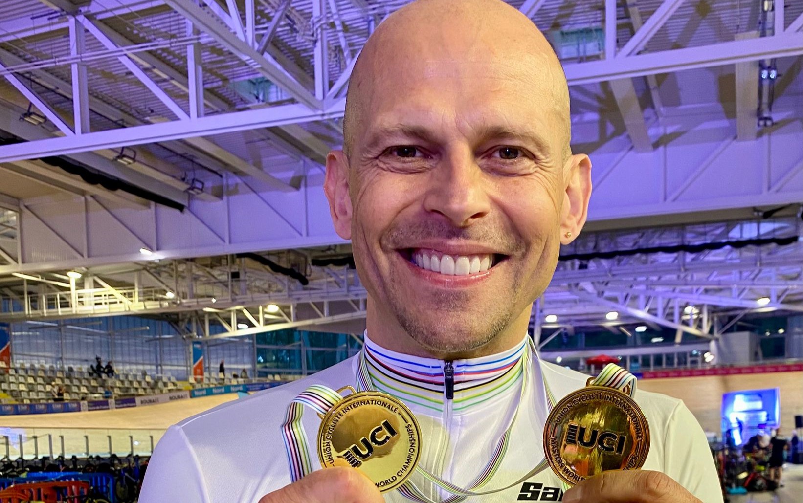 Ķiksis izcīna vēl vienu zeltu Pasaules Masters čempionātā trekā