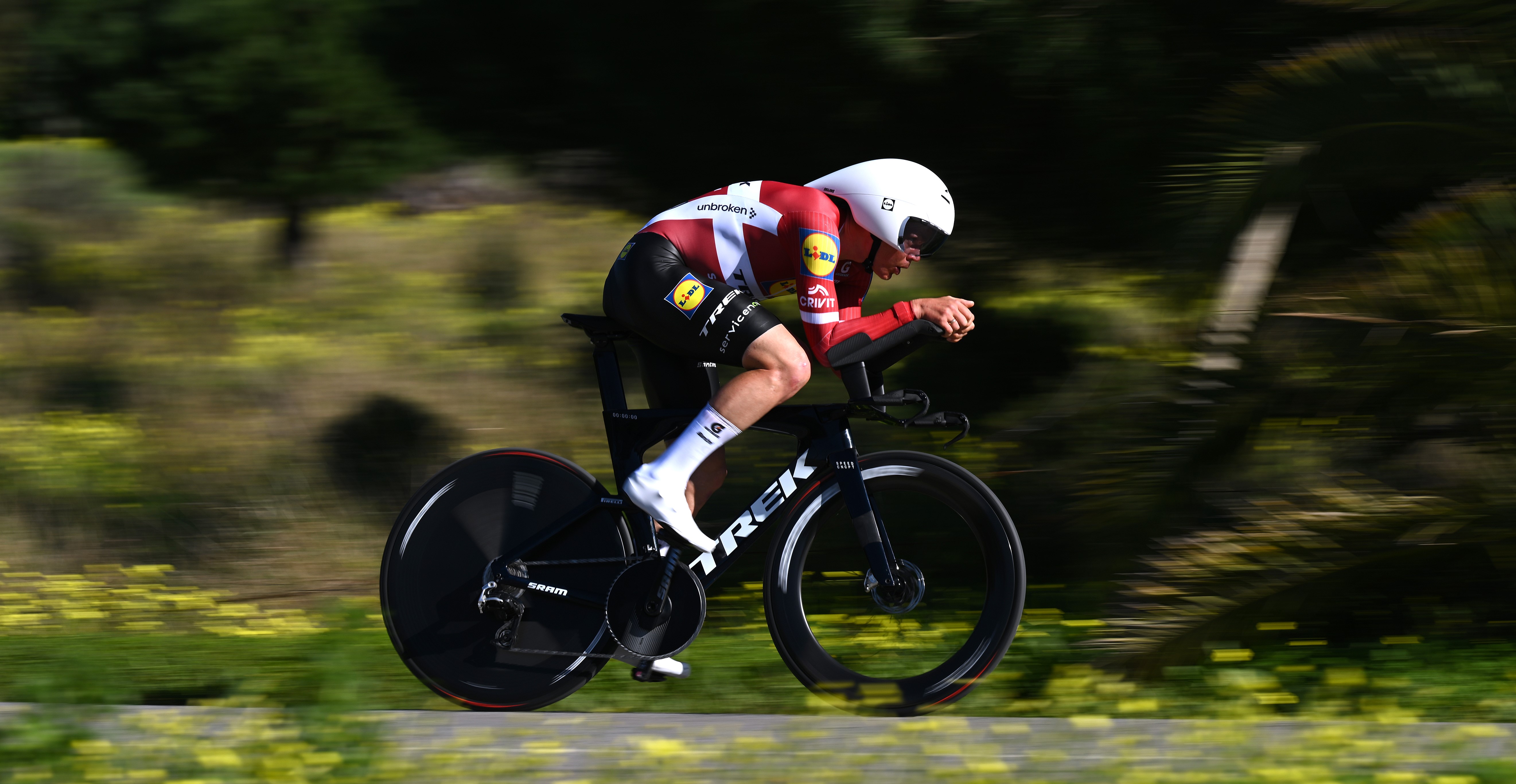 Skujiņš ar vienības biedriem izcīna otro vietu “Parīze – Nica” komandu braucienā