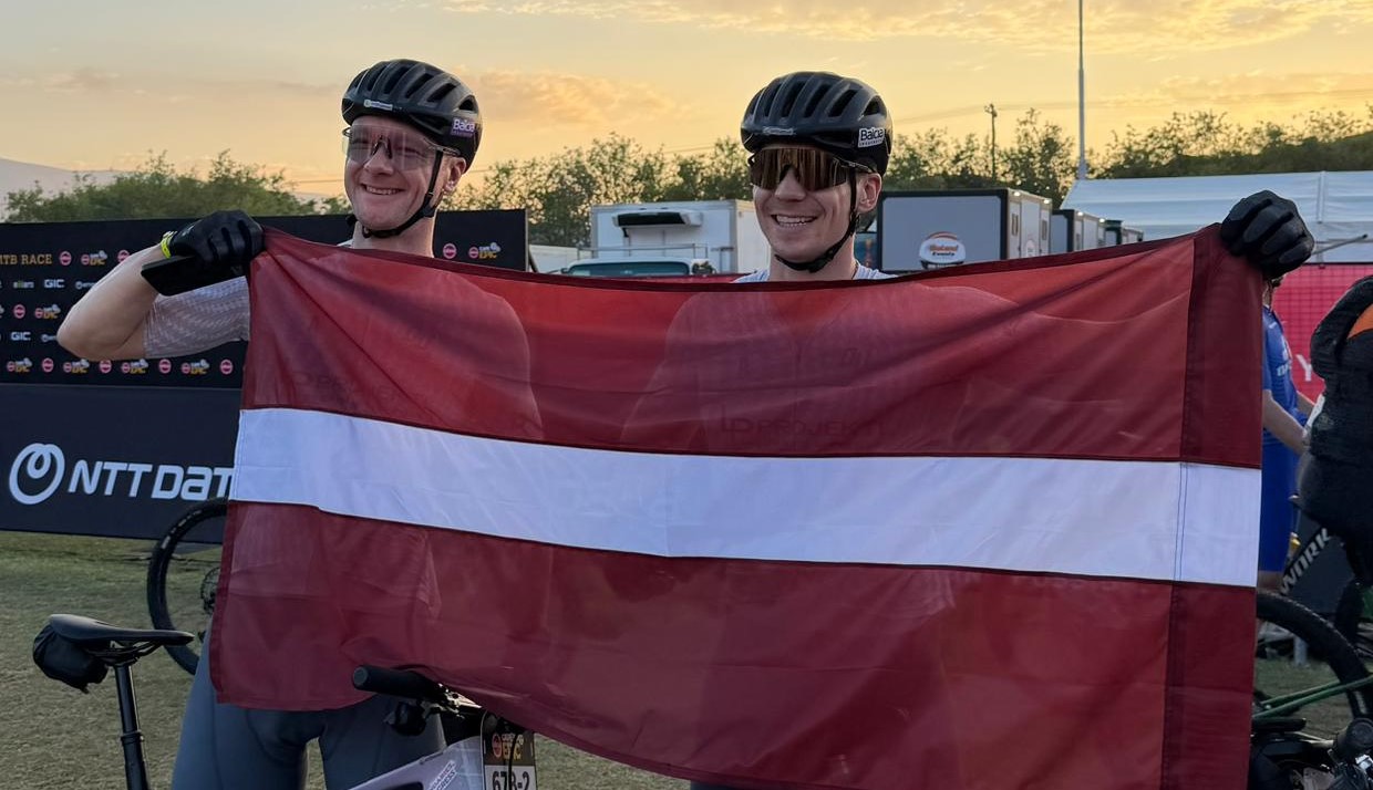 Vidovskis un Ābols ātrākie no latviešiem “Cape Epic” ceturtajā posmā