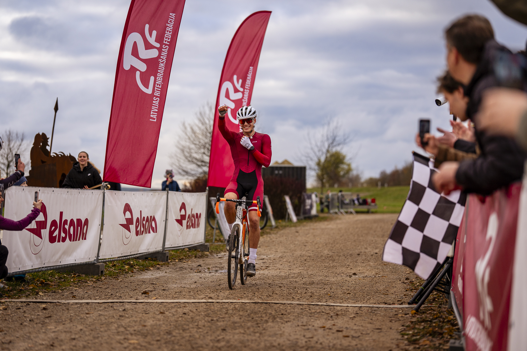 FOTO galerijas un Rezultāti no Latvijas čempionāta CX velokrosā